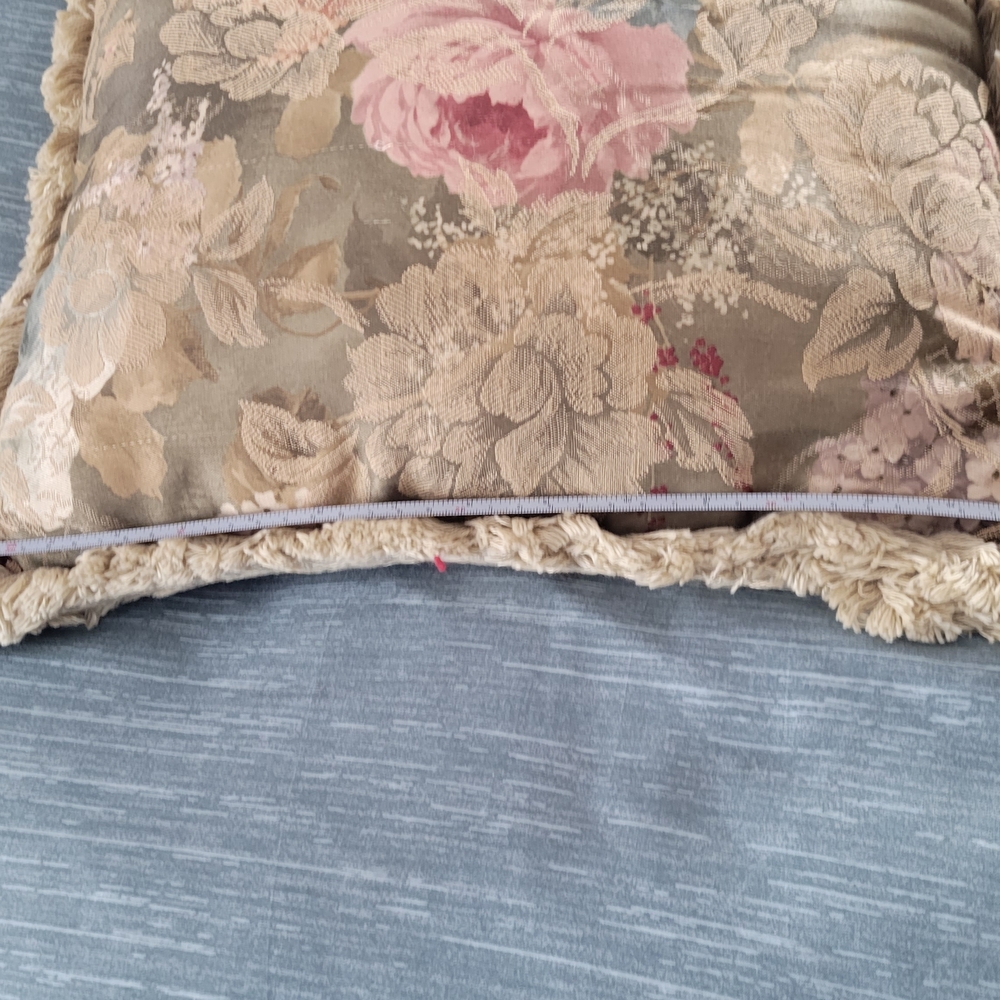 Floral Decorative Pillows Ser with Fringe